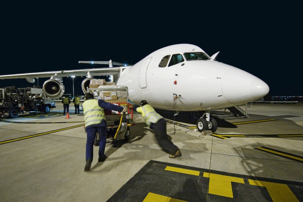 Fly gøres klar til afgang